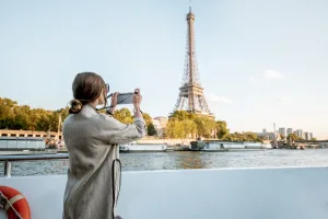 Paris: Eiffel Tower Access with Seine River Cruise – Paris at Its Best