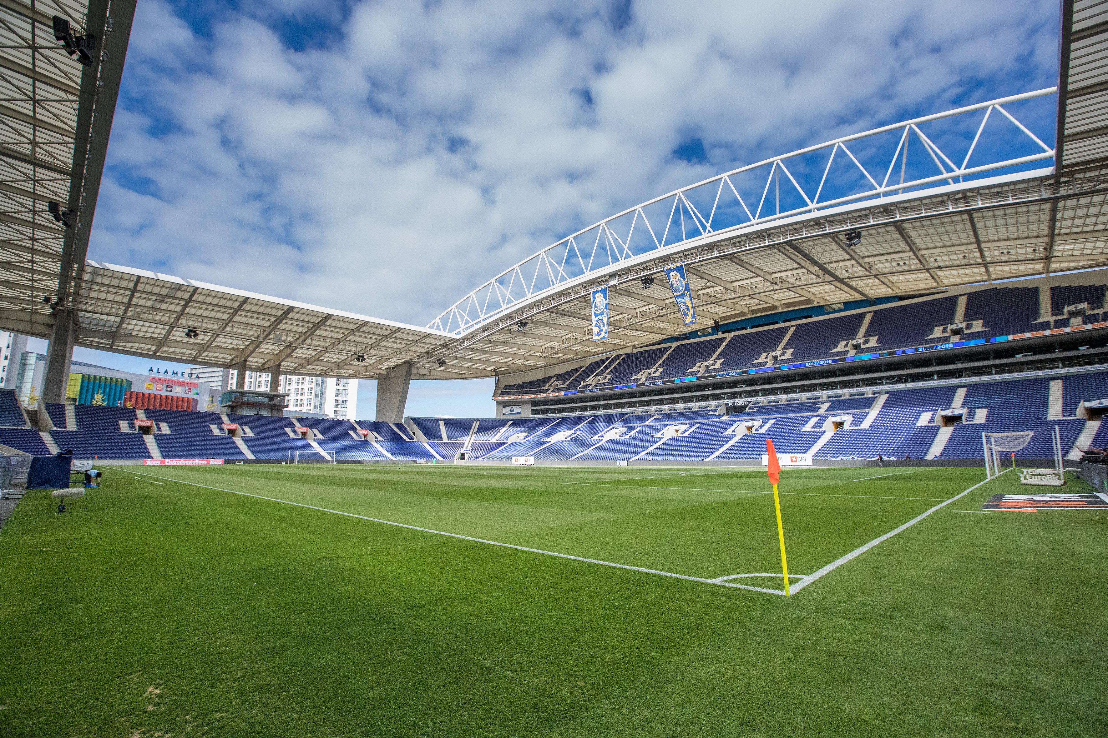 fc porto staduim light