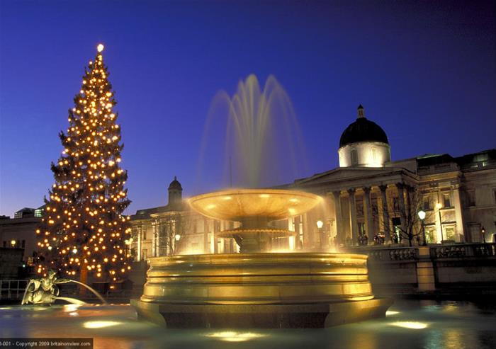 Christmas Eve in London with Dinner and Midnight Mass Christmas Eve in London with Dinner and Midnight Mass
