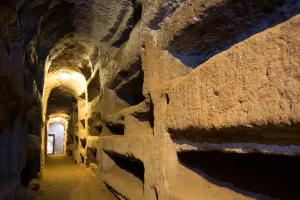 Rome Combo Return Rome Airport Bus + Catacombs of San Sebastiano Tour