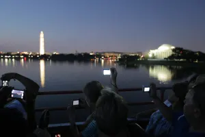 Big Bus Washington DC 2-Hour Panoramic Sunset Tour
