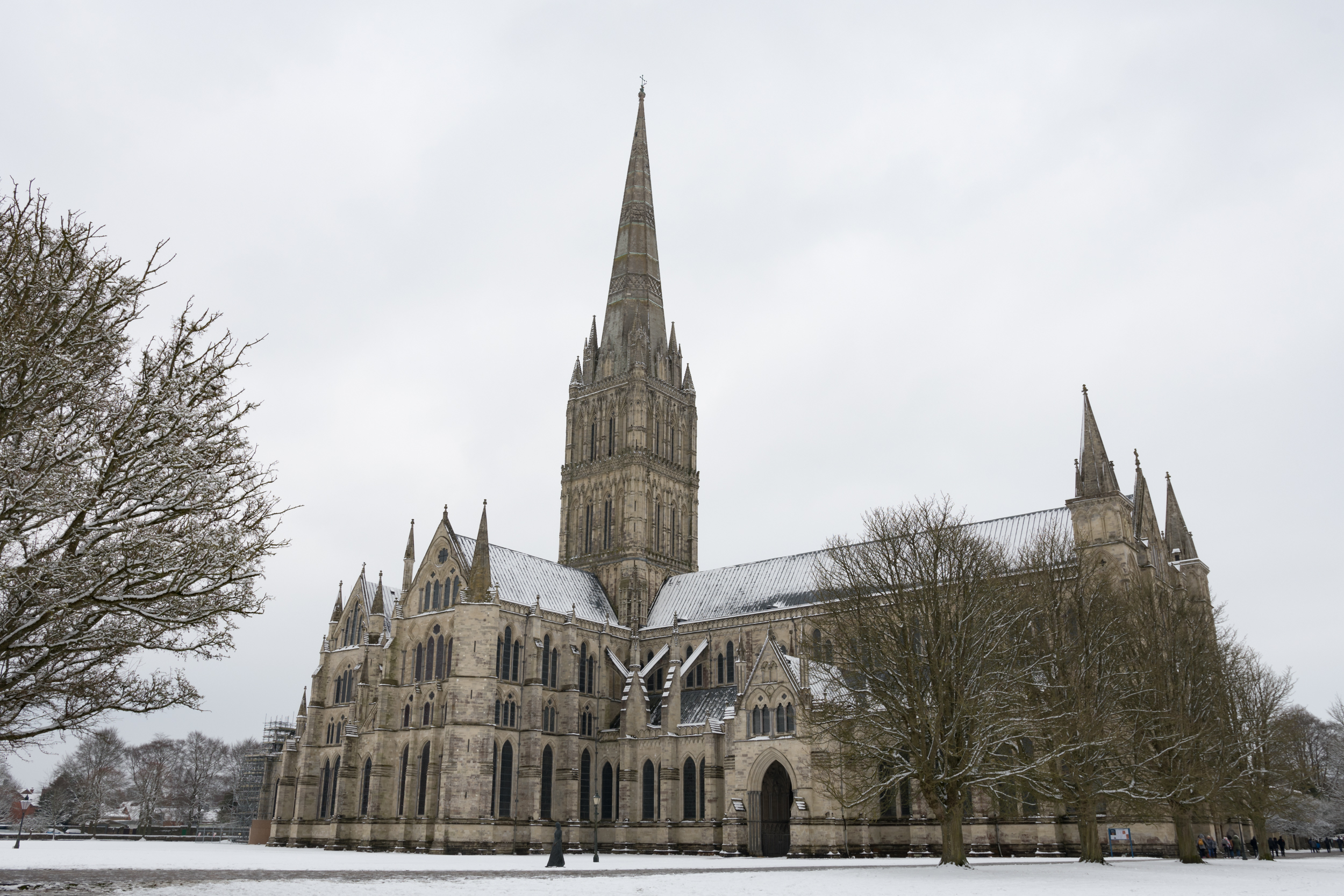 Salisbury, Stonehenge, Bath and Windsor with Traditional Christmas Lunch