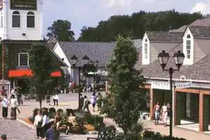 Woodbury Common Premium Outlets Bus from New York City