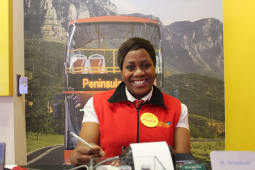 Recommendation: Buy your tickets for the red bus