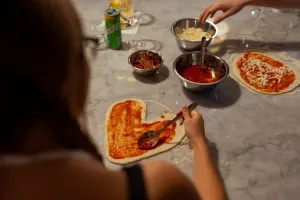Private pizza and gelato cooking class in Palermo
