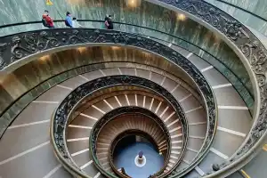 Roma: Tours Exclusivos del Vaticano: Temprano por la Mañana & Fuera del Horario