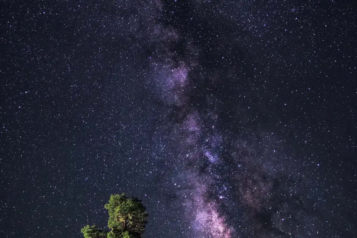 Stargazing at night sky in Mont Tremblant