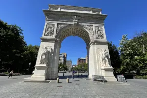 Metropolis Tours: The Village Walking Tour