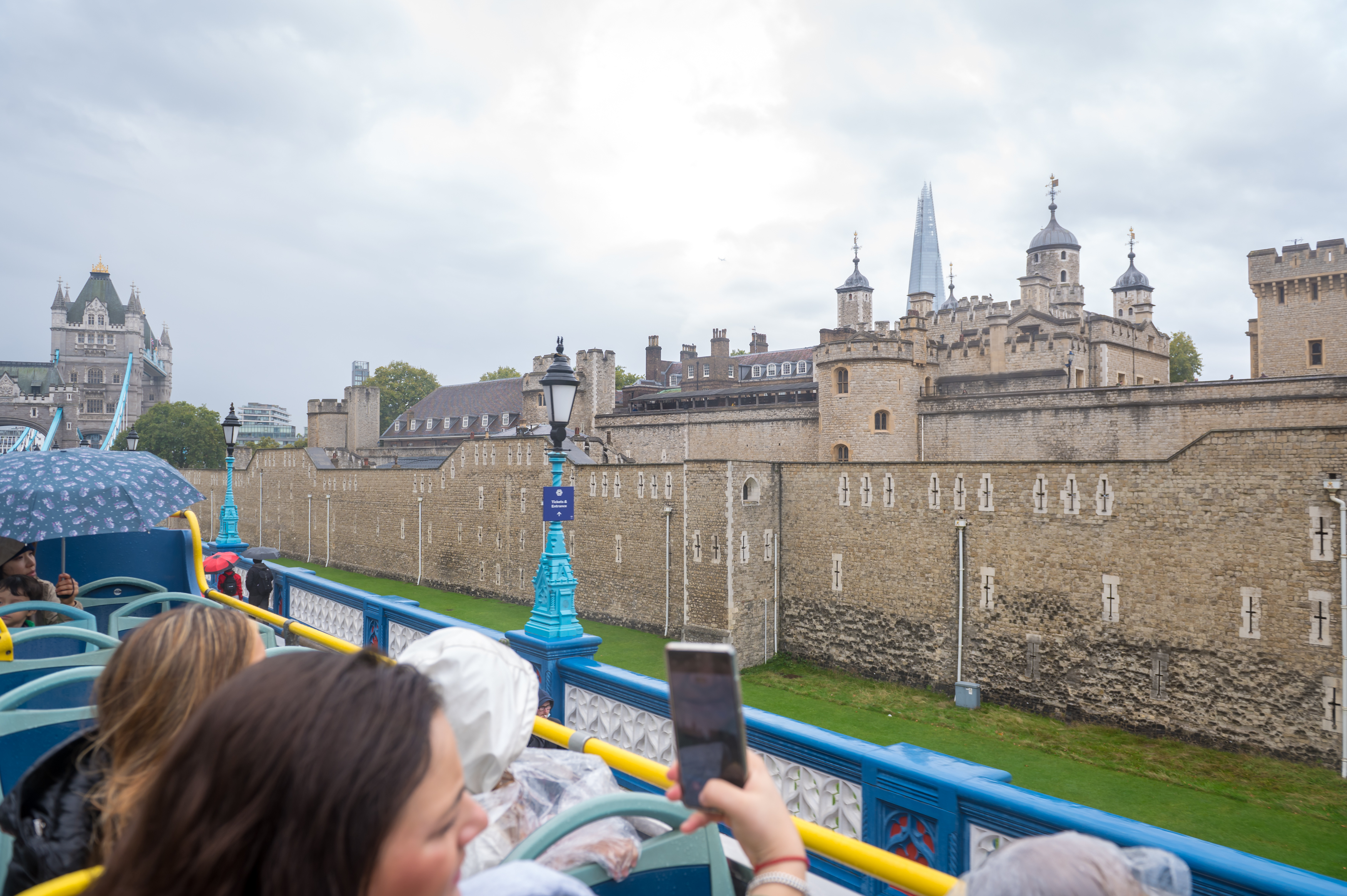 bus and tower of london