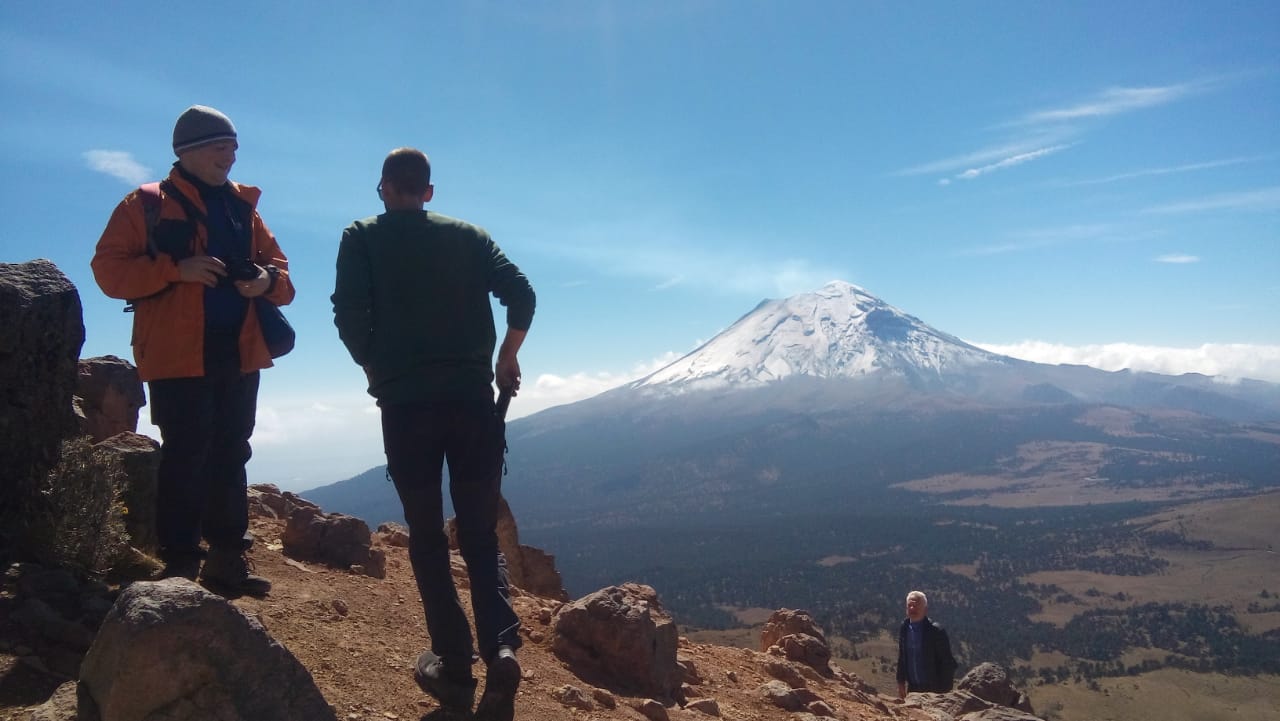 Private Hiking Tour to Volcanoes
