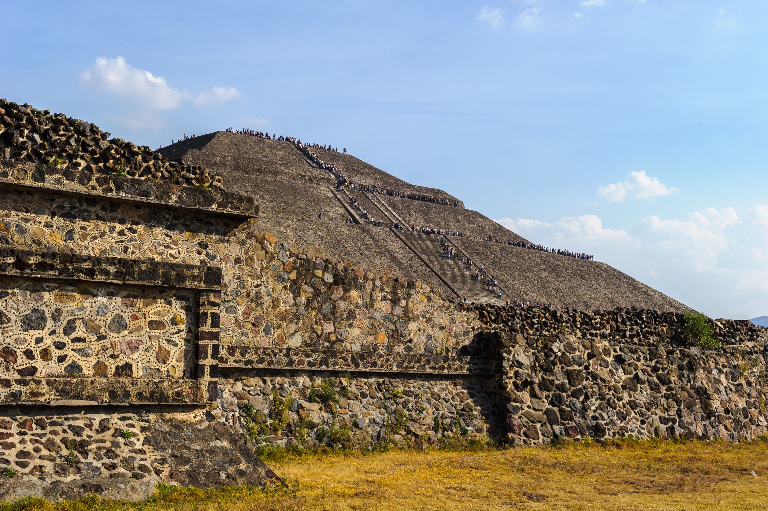 Teotihuacan & Basílica of Guadalupe Tour