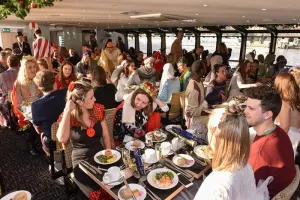 Christmas Day Traditional Lunch Cruise on the River Thames