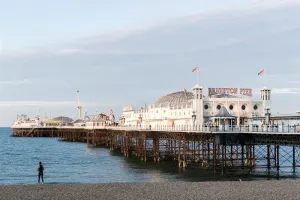 Day Trip by Rail to Brighton & Hop-on Hop-off Bus Tour