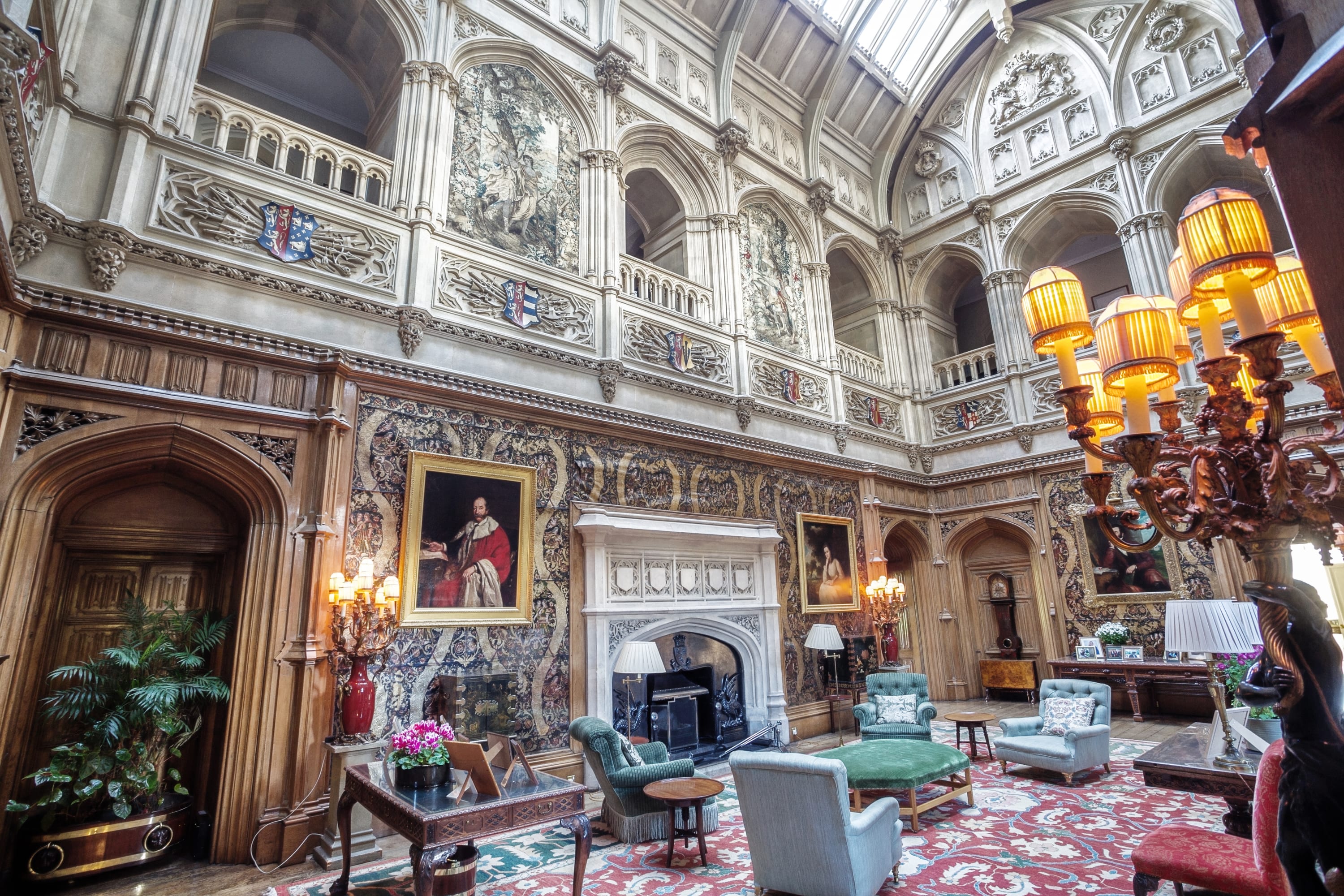 © Highclere Castle Enterprises LLP 2014