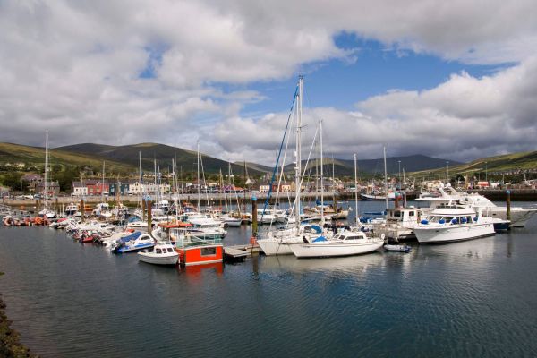 With its quaint charm and scenic beauty, Dingle Marina is a must-visit attraction for anyone exploring the town of Dingle
