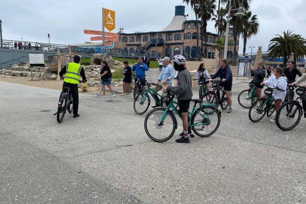 A guided group on the Santa Monica & Venice Beach Bike 3 hr Tour