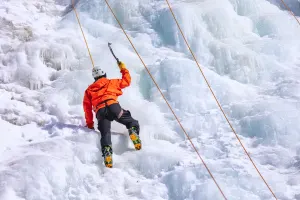 Ice Climbing Mont-Tremblant