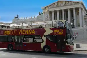 Big Bus Vienna 48-Hour Hop-on, Hop-off Tour with River Cruise