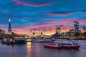 Thames river cruise