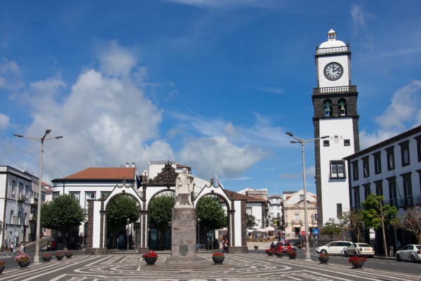 Portas da Cidade - São Miguel, Azores