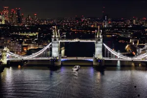 London by Night : Illuminated River Official Boat Tour