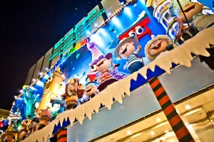 Big Bus Madrid Christmas Lights Navibus Tour