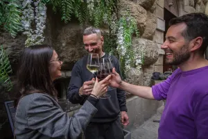 Wine Windows guided tour & other Florence secrets