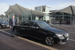 Warner Bros. Studio Tour London – The Making of Harry Potter with Private Return Transport