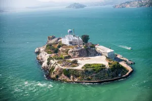 Fisherman's Wharf Walking Tour With Alcatraz Ticket