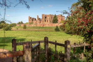 Garden Tour at Kenilworth Castle