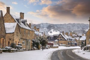 Oxford, Cotswolds and Stratford-upon-Avon with Traditional Christmas Lunch