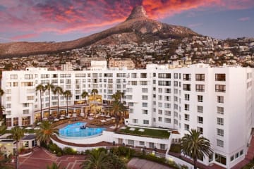 Stop 9: The President Hotel, Bantry Bay