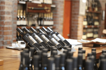 Enjoy a day out on the Wine Tour | Taste & Explore Vineyards