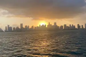 Miami 75 min Skyline Sunset Cruise of South Beach & Venetian Islands