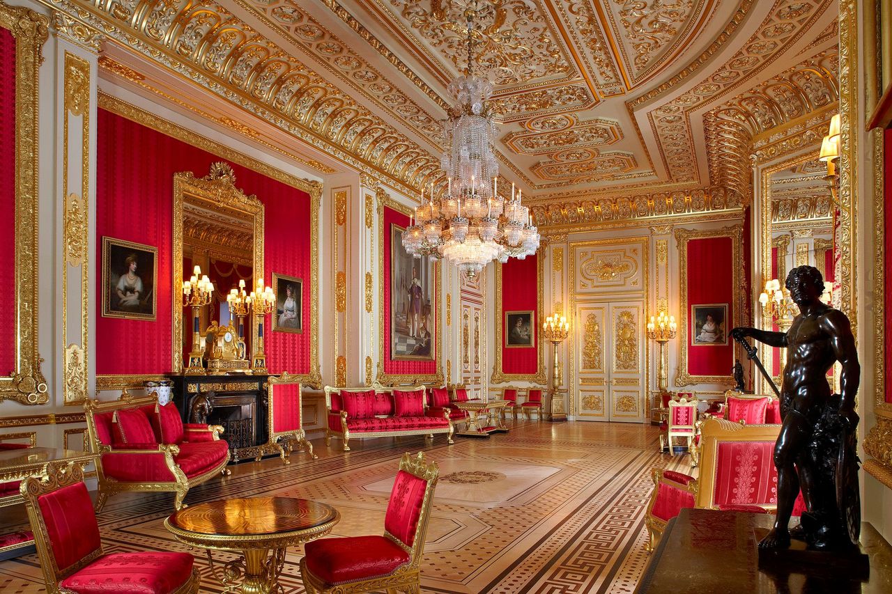 Windsor, Stonehenge and Bath with Entrance Tickets Day Trip from London - Accommodations in London