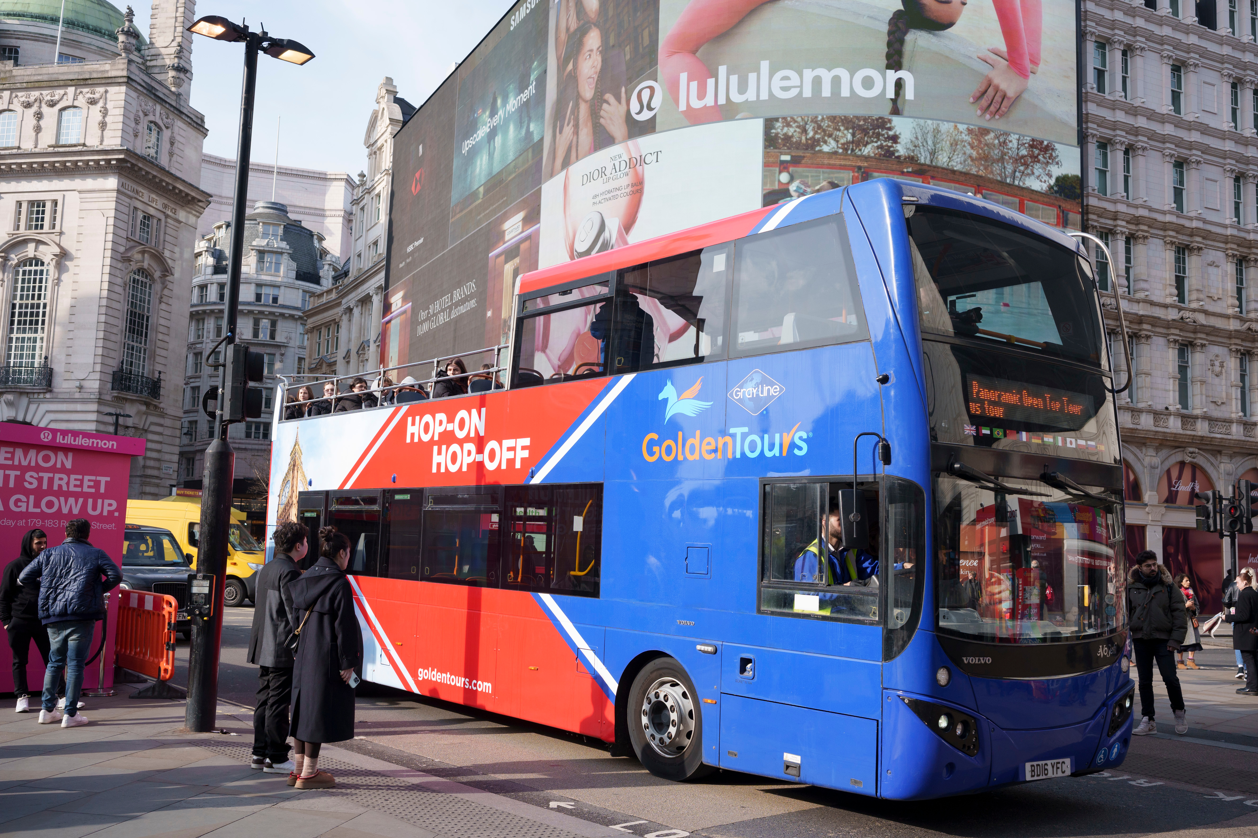 1 Day London Hop-on Hop-off Bus Ticket - Image 4 | WeShare