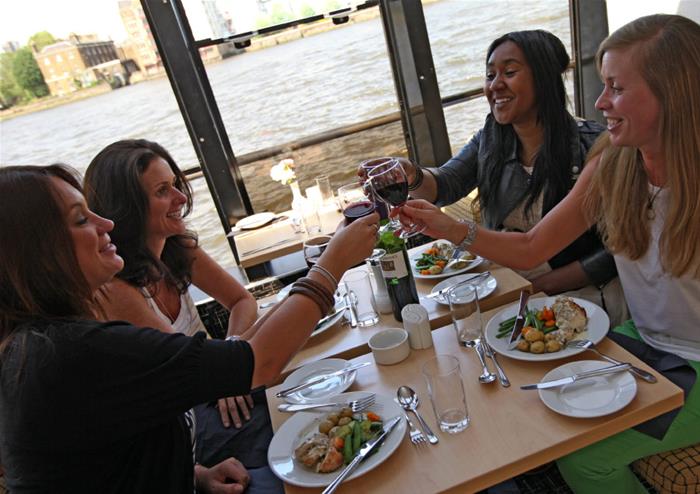 Lunch Cruise on the River Thames – Image 2 | WeShare