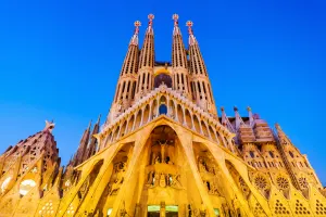 Sagrada Familia Guided Group Tour with Options