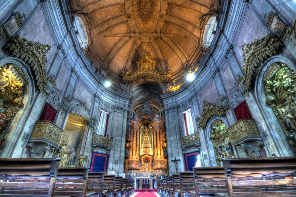 Inside Clérigos Church