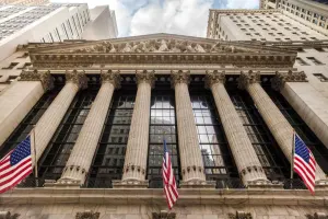 Wall Street & 9/11 Memorial Walking Tour (With Optional Statue of Liberty Tickets)