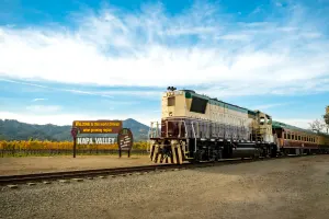 Tasting on the Rails | 3-Hour Lunch Train