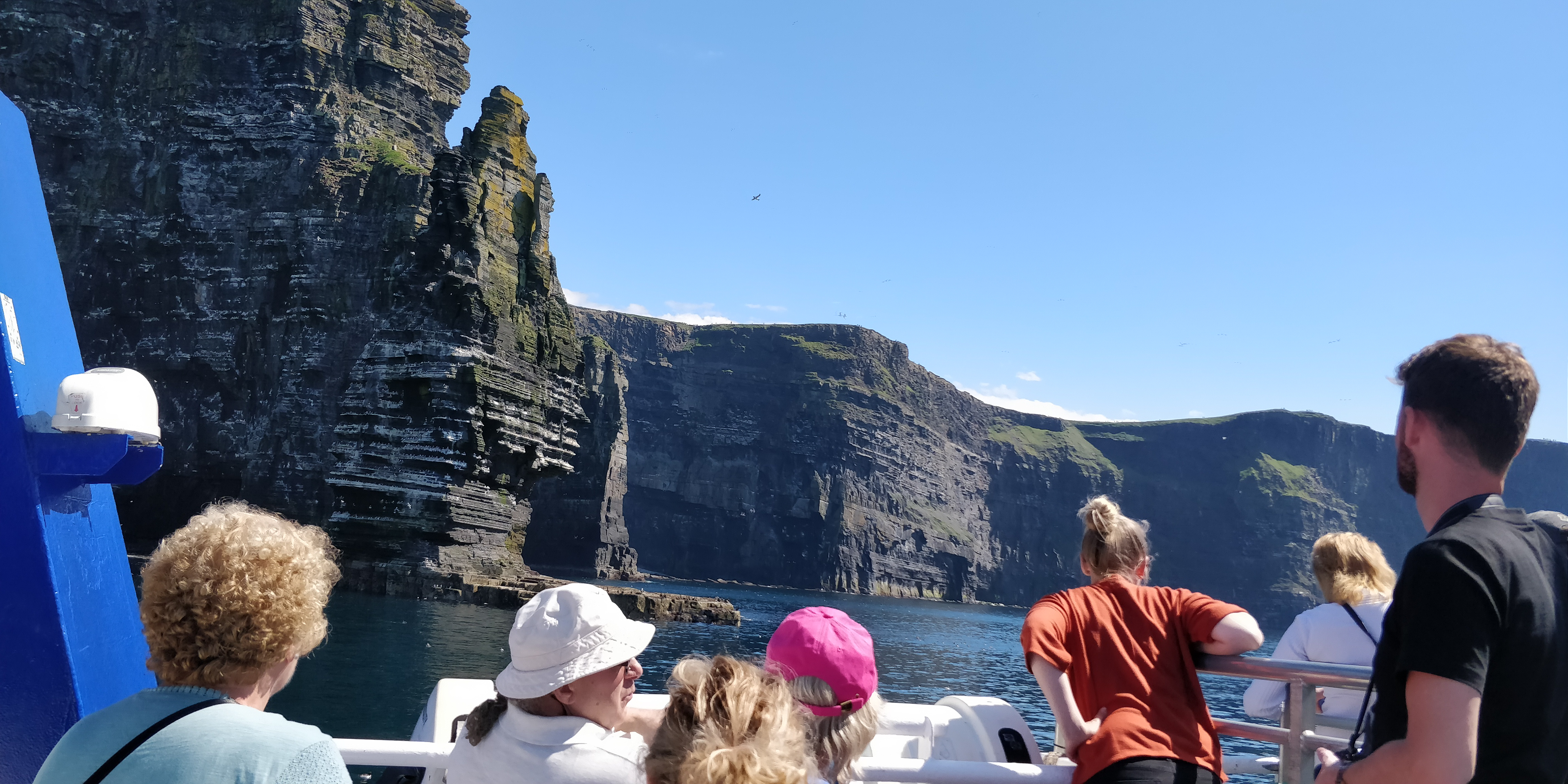 Escursione a Isole Aran e Scogliere di Moher - Alloggi in Galway