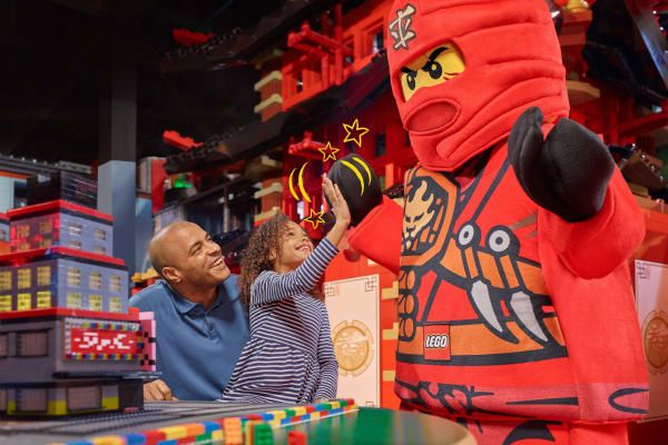 Character meet & Greet at Legoland Discovery Center