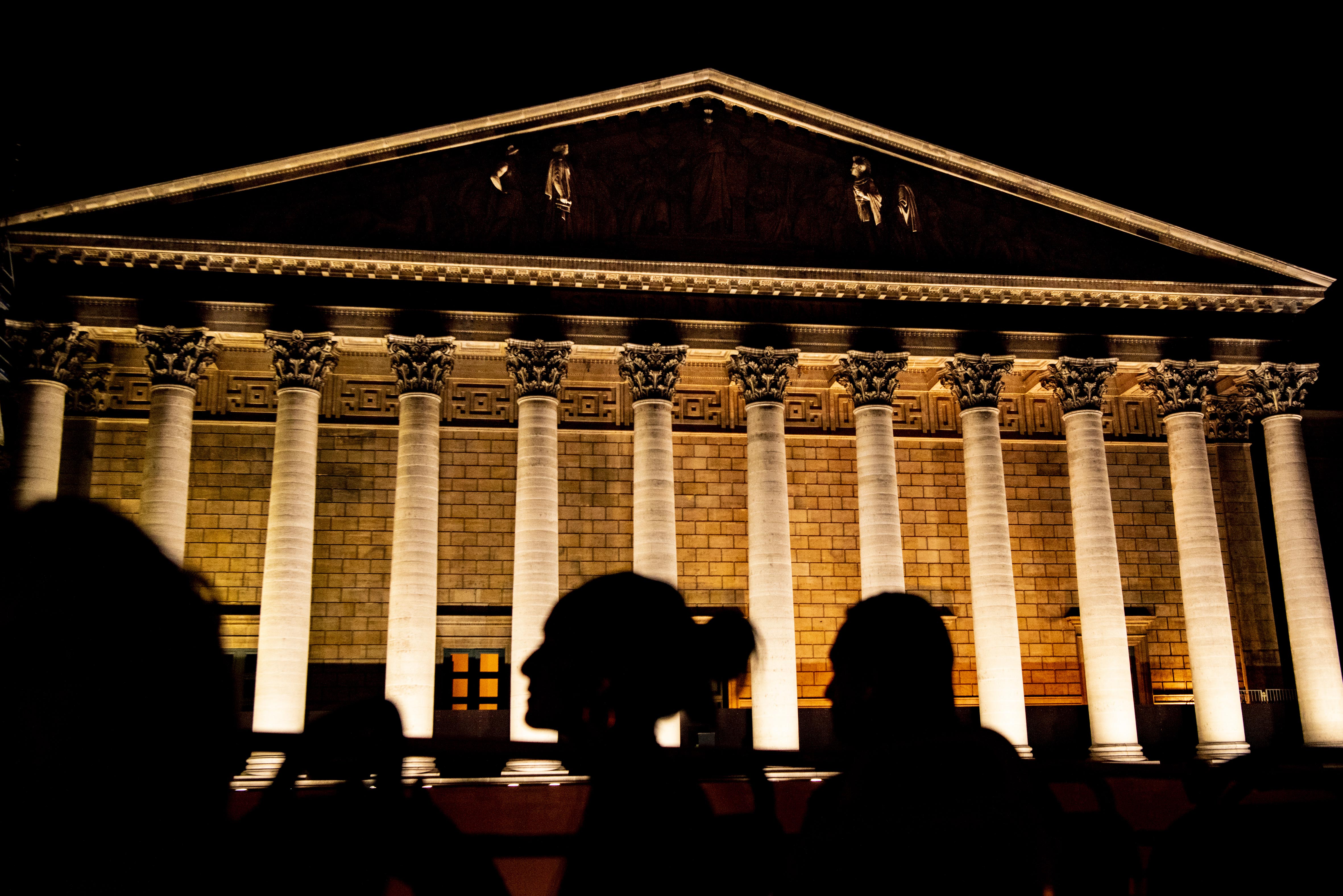 Paris by Night – Image 2 | WeShare