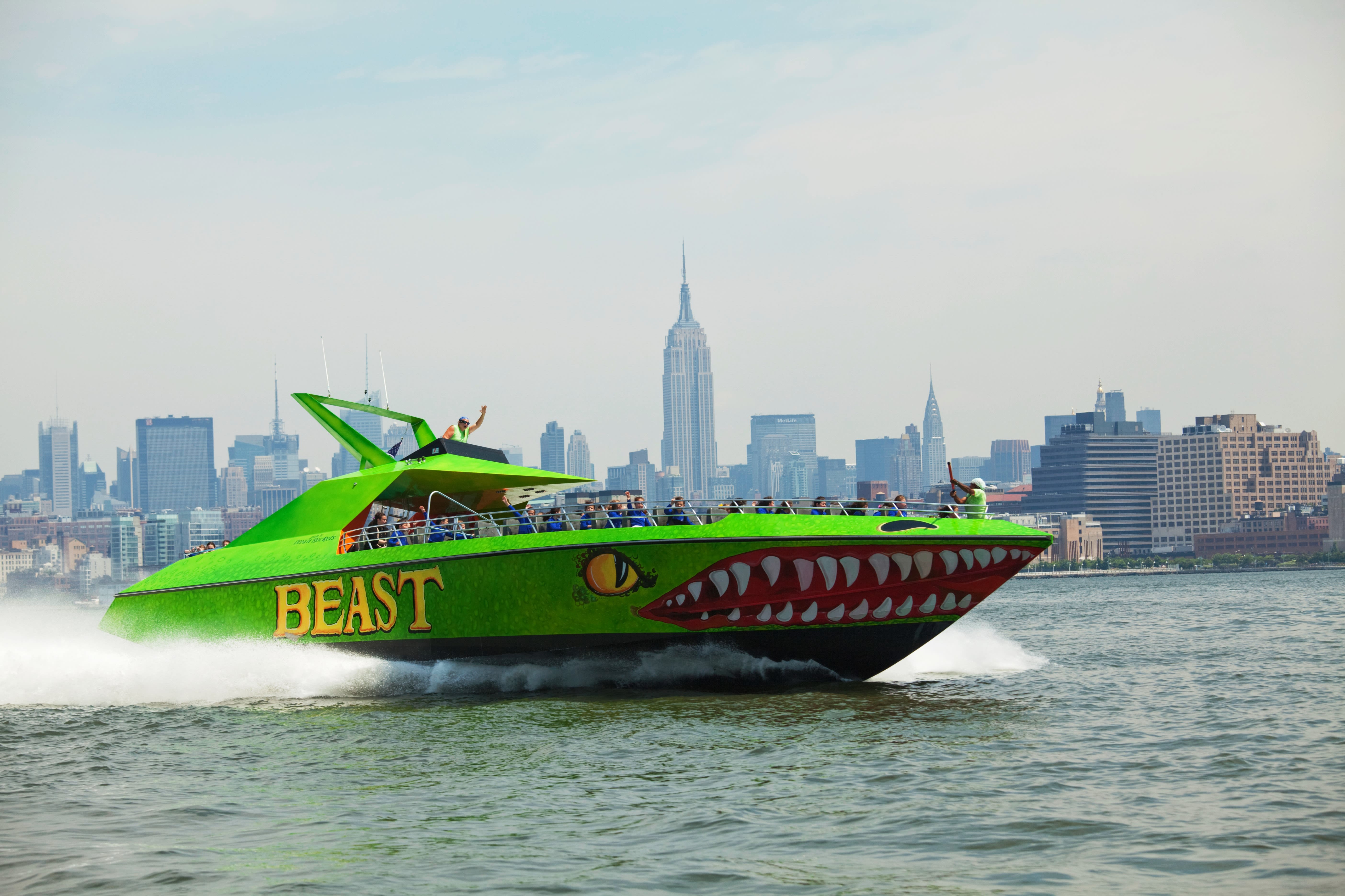 speed boat tour nyc