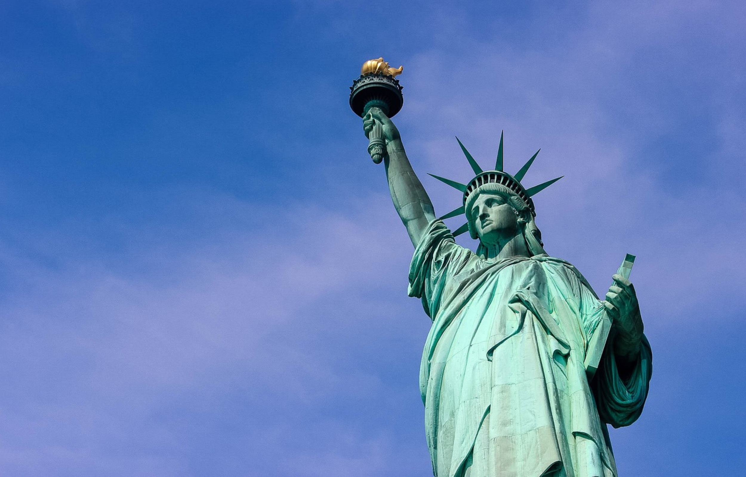 Visita guiada Bilingüe a la Estatua de la Libertad y Ellis Island