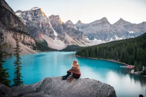 Lake Louise & Moraine Lake Tour + Transfer