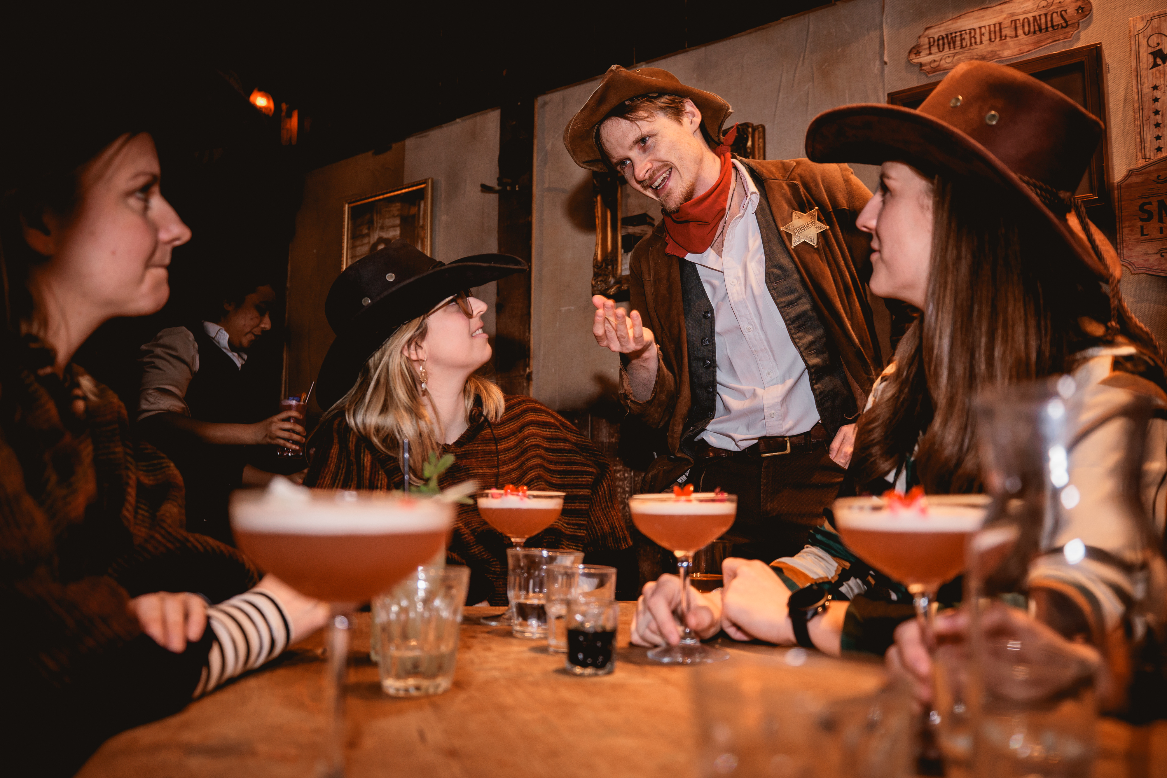 Moonshine Saloon Immersive Cocktail Experience – Image 2 | WeShare