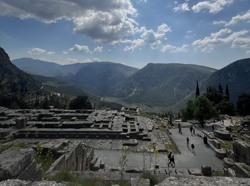 Delphi Archaeological Site and Museum Entry Ticket with Optional Self-guided Audio Tours - Acomodações em Delphi