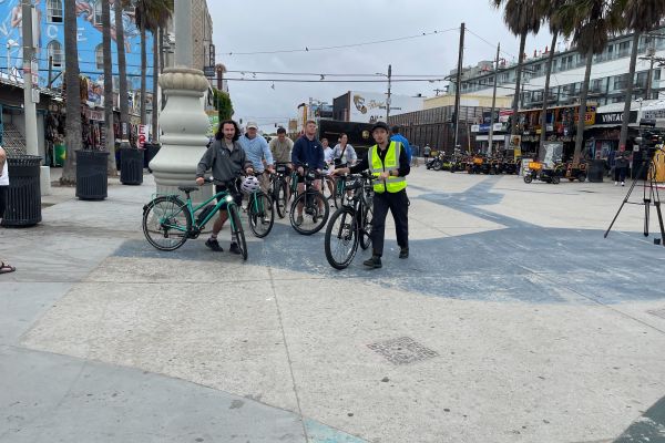 A group on the Santa Monica & Venice Beach Bike Tour